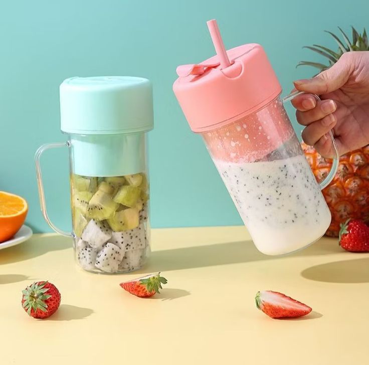 Crusher Juicer 2 In 1 Mini Portable USB Rechargeable High Quality 6 Blades
